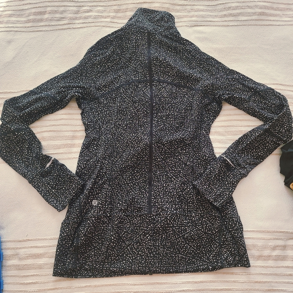 Lululemon Contour Jacket - Picture 2 of 6
